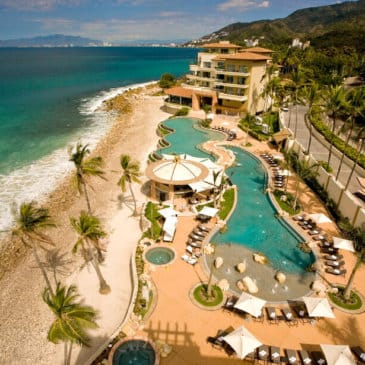 Luxury Vacations in Mexico: Club Caribe
